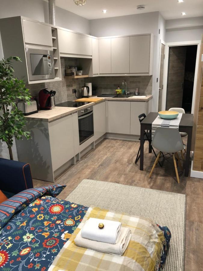 רויסליפ Carolyn'S Place מראה חיצוני תמונה
